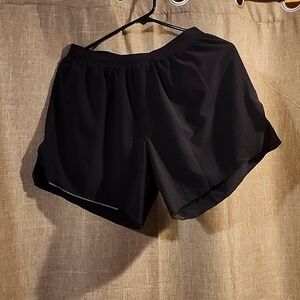 Lululemon 5" athletic lined shorts